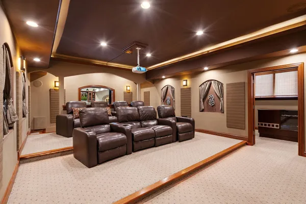 $1,295,000 | 1089 George Ade Court, Crown Point, IN 46307