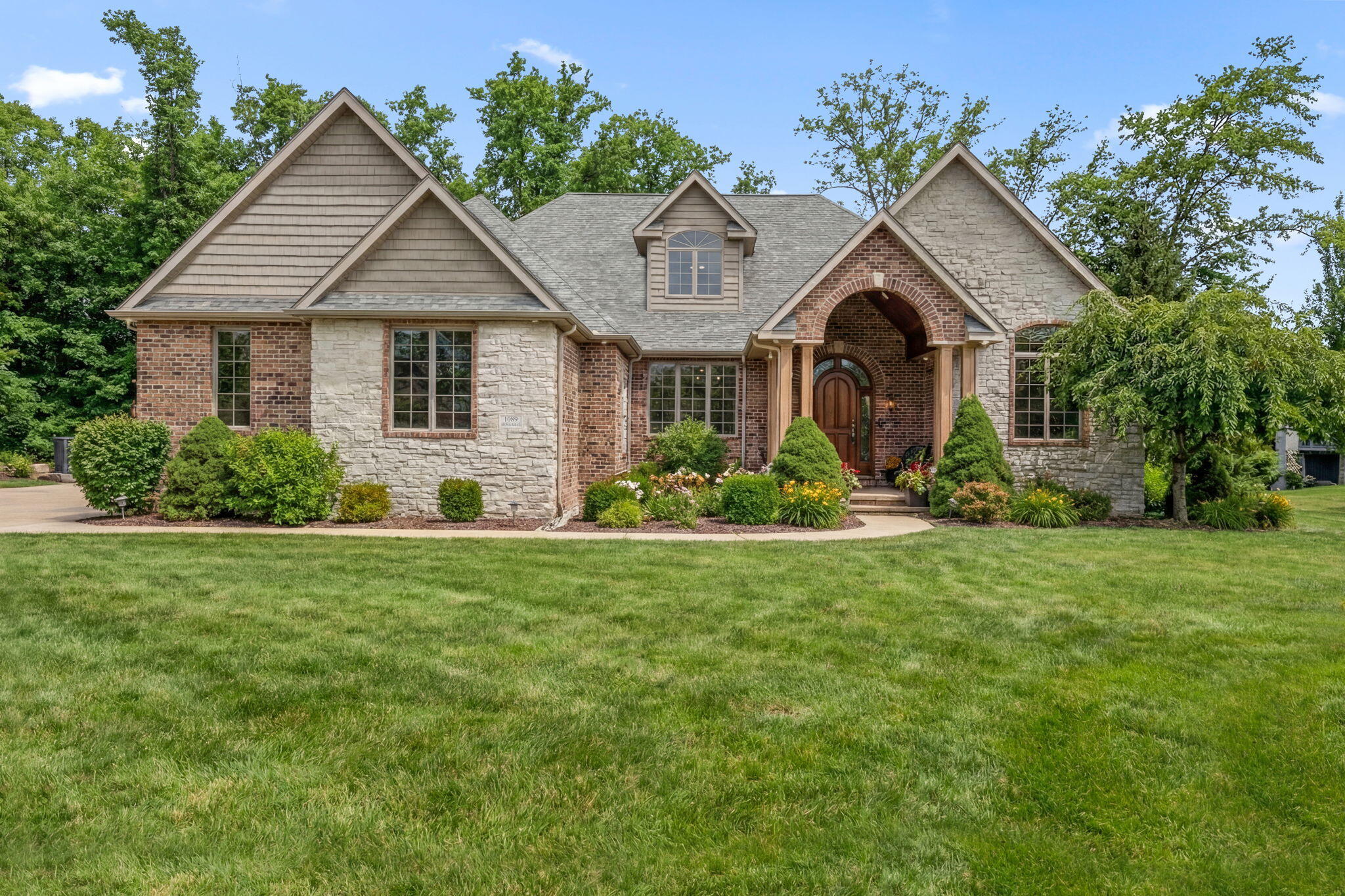 1089 George Ade Court Crown Point, IN 46307 - Photo 62 of 71 2048x1365