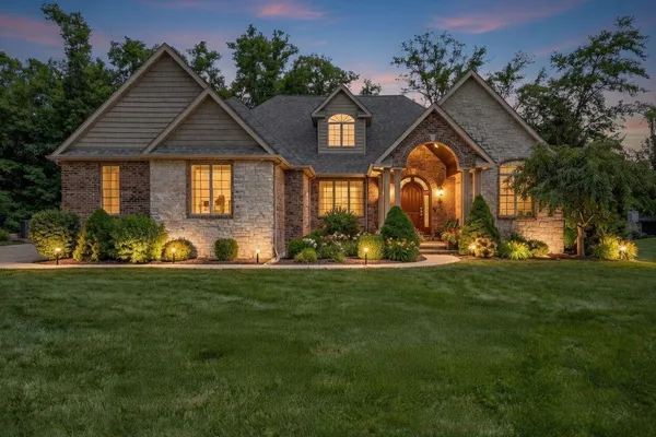 $1,295,000 | 1089 George Ade Court, Crown Point, IN 46307