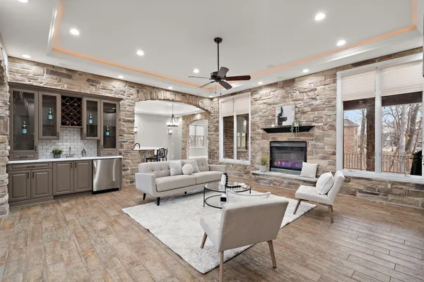 $1,295,000 | 1089 George Ade Court, Crown Point, IN 46307