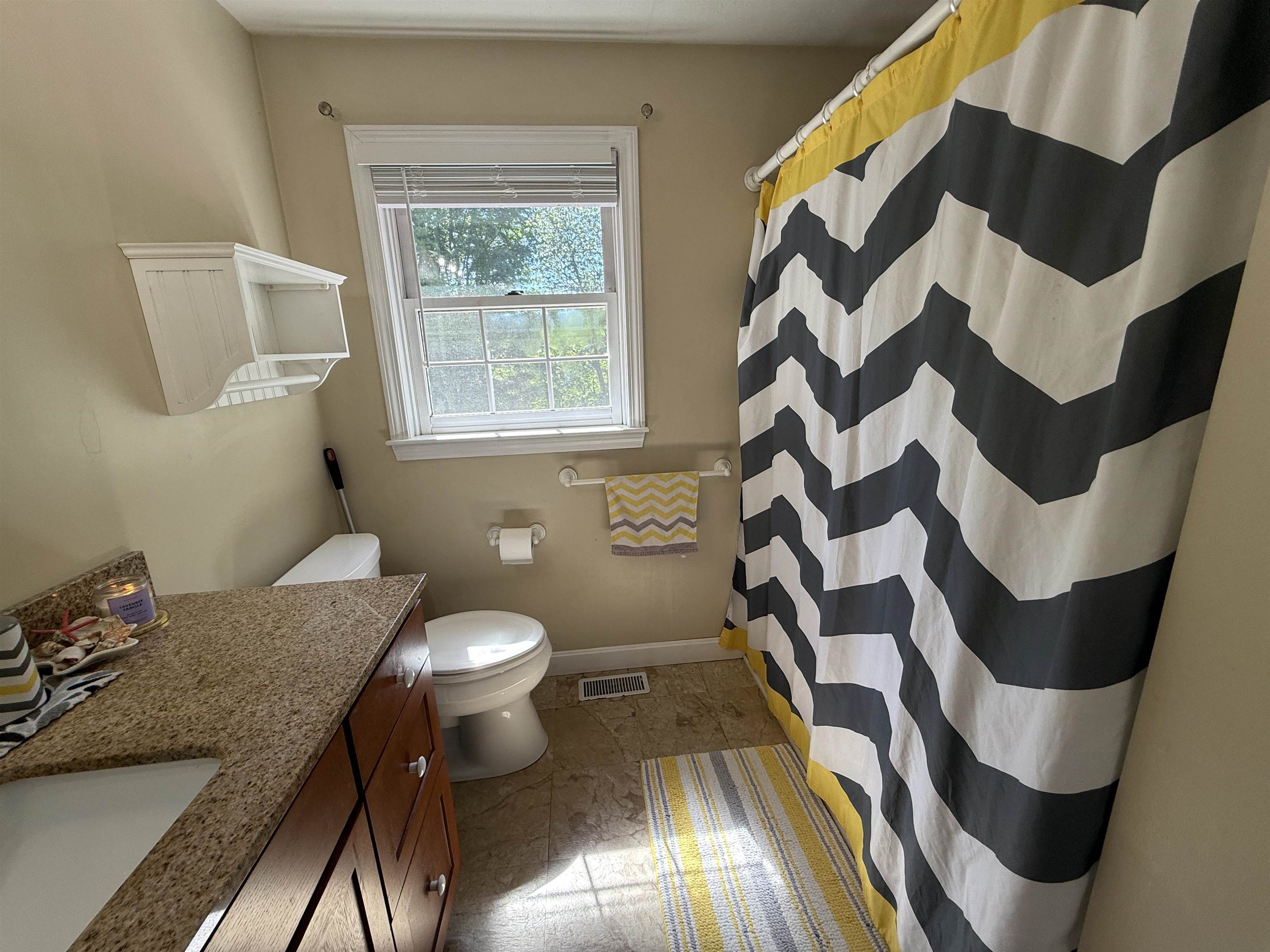 59 Mid. Dunstable Road Nashua, NH 03062 - Photo 28 of 49