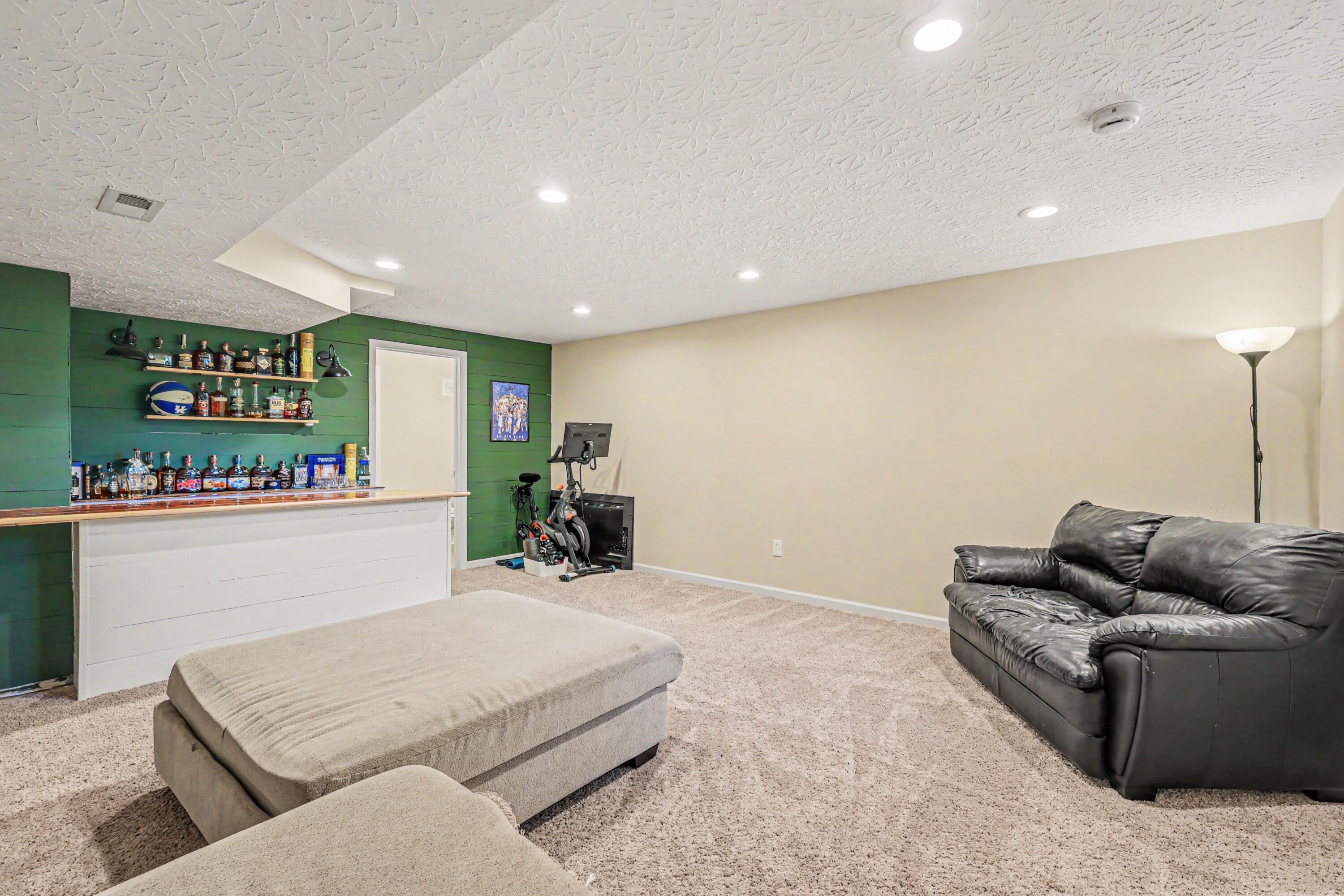174 Ridgewood Drive Alexandria, KY 41001 - Photo 21 of 39