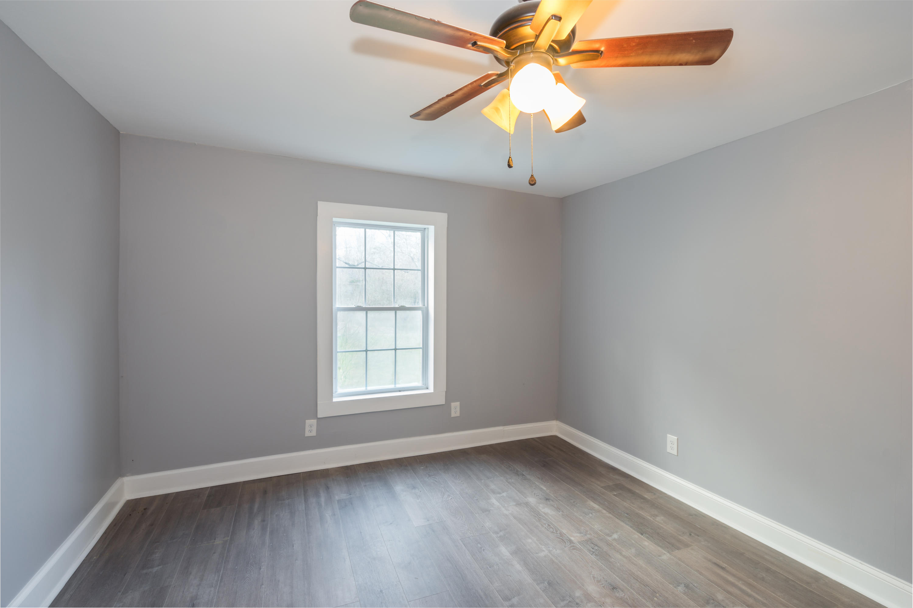 8146 Standifer Gap Road Chattanooga, TN 37421 - Photo 11 of 14 Bedroom