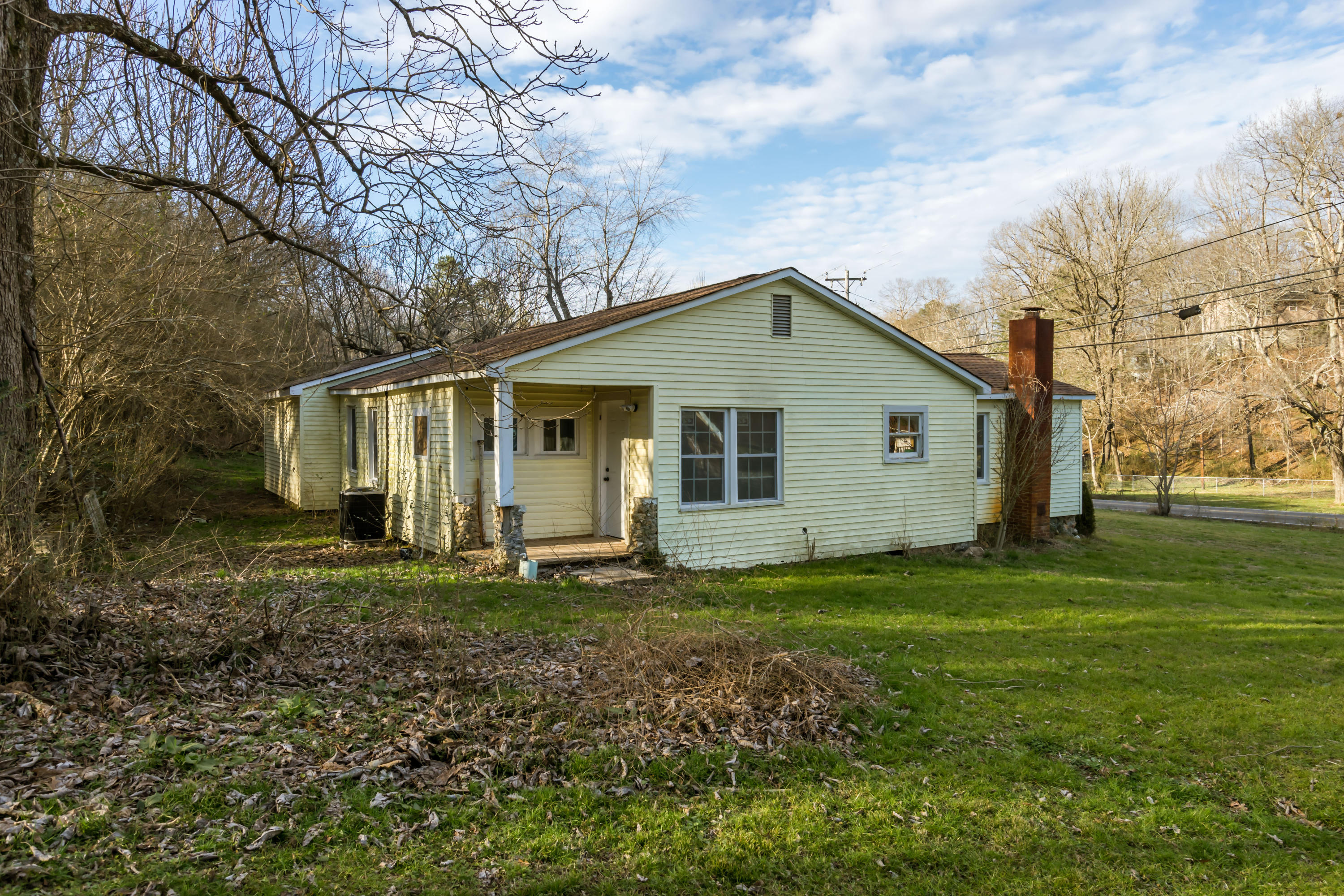 8146 Standifer Gap Road Chattanooga, TN 37421 - Photo 14 of 14 Back and Side View