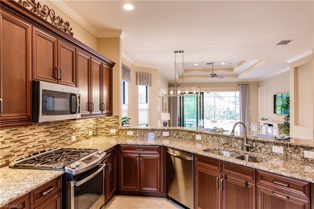 6640 Roma Way Naples, FL 34113 - Photo 16 of 35 Gallery Image 16