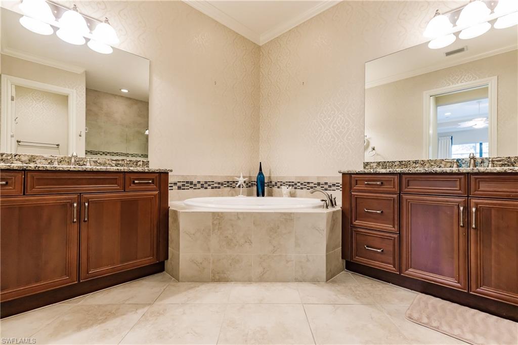 6640 Roma Way Naples, FL 34113 - Photo 23 of 35 Gallery Image 23