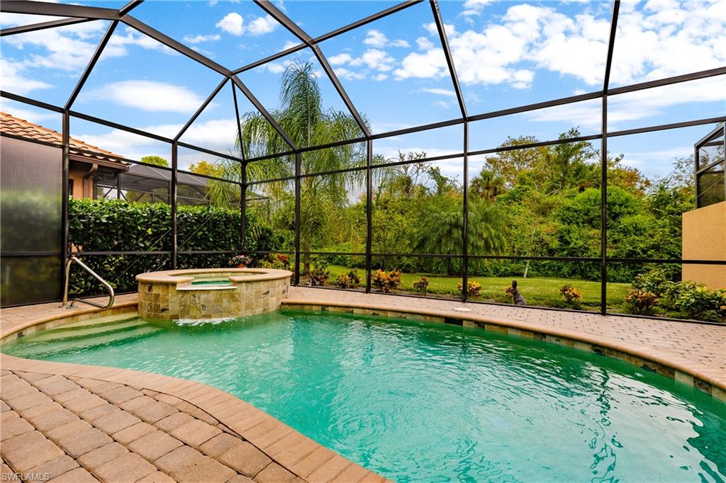 6640 Roma Way Naples, FL 34113 - Photo 32 of 35 Gallery Image 32