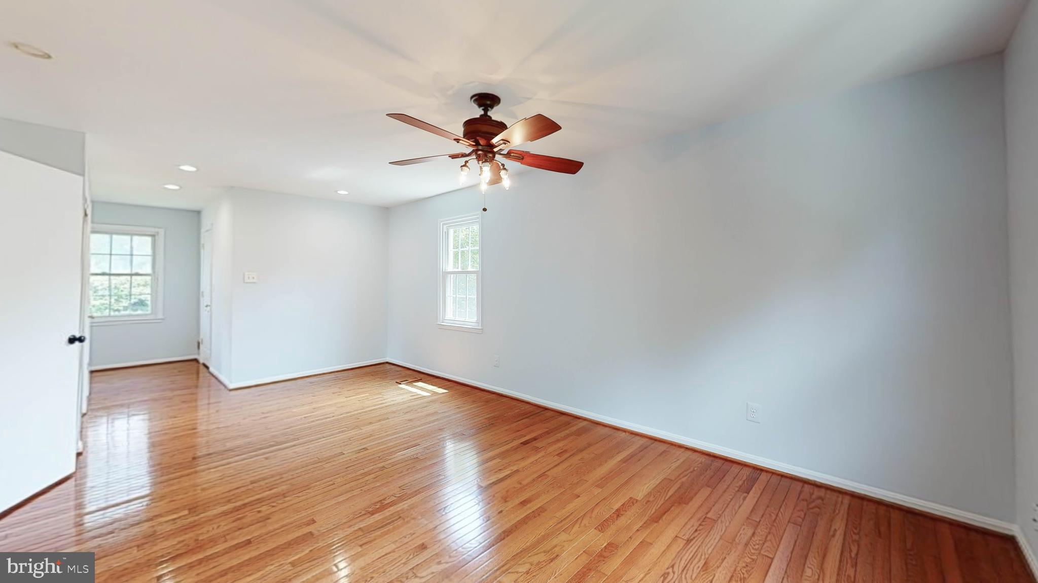 23 Thorburn Road Gaithersburg, MD 20878 - Photo 36 of 79 Gallery Image 36