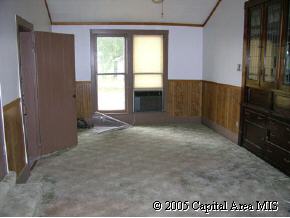 22313 Weber Road Illiopolis, IL 62539 - Photo 5 of 9