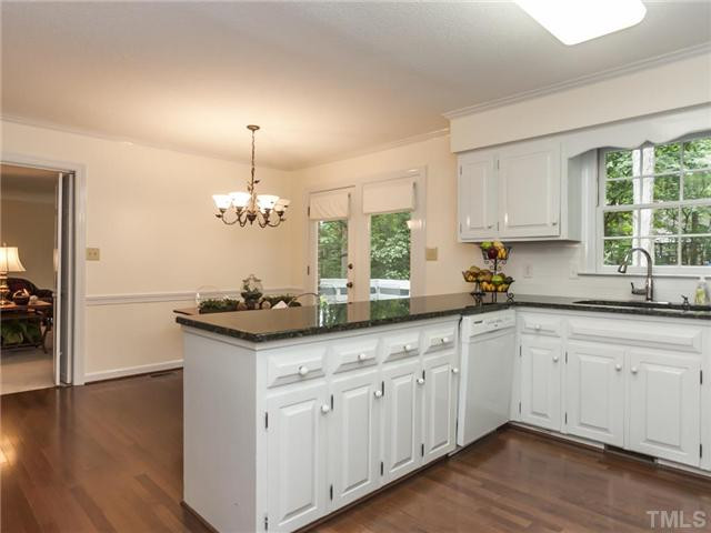 104 Queensferry Road Cary, NC 27511 - Photo 6 of 20 Kitchen