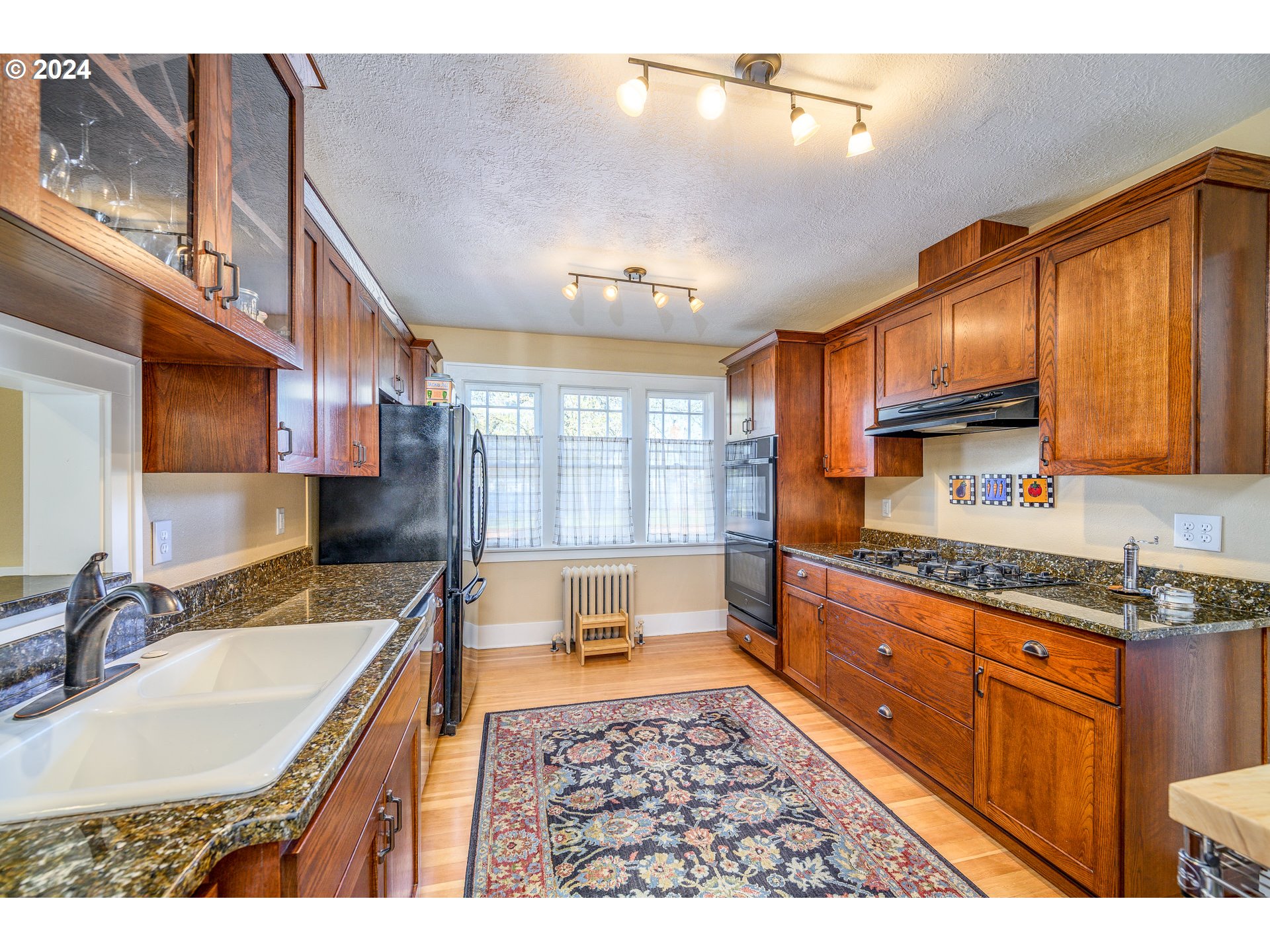 287 Southwest Court Street Dallas, OR 97338 - Photo 14 of 42 Gallery Image 14