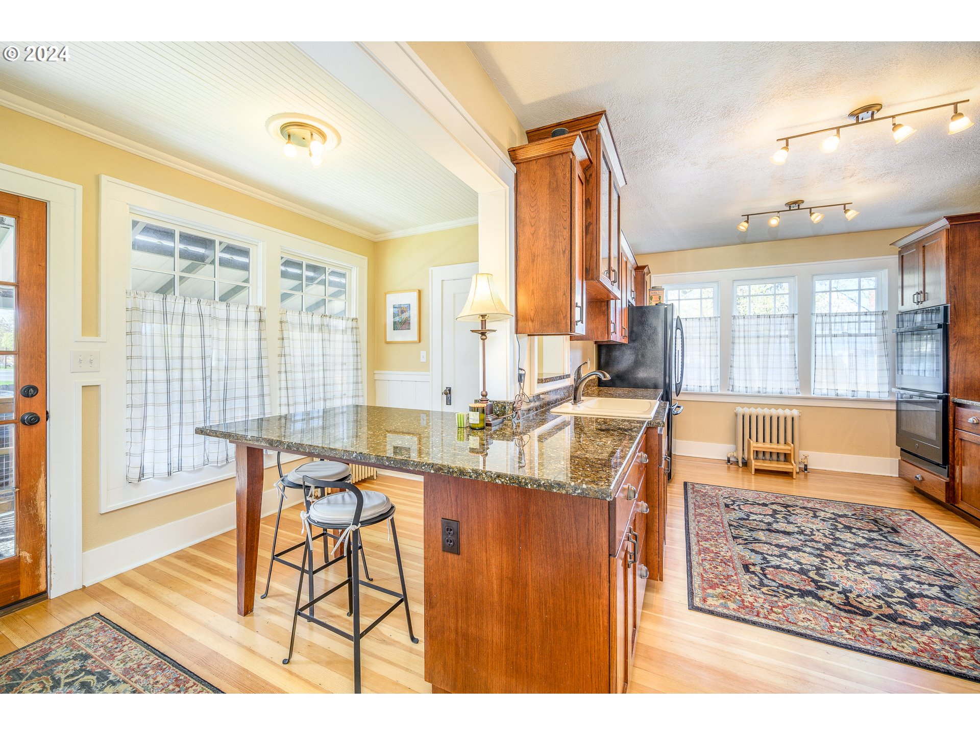 287 Southwest Court Street Dallas, OR 97338 - Photo 16 of 42 Gallery Image 16