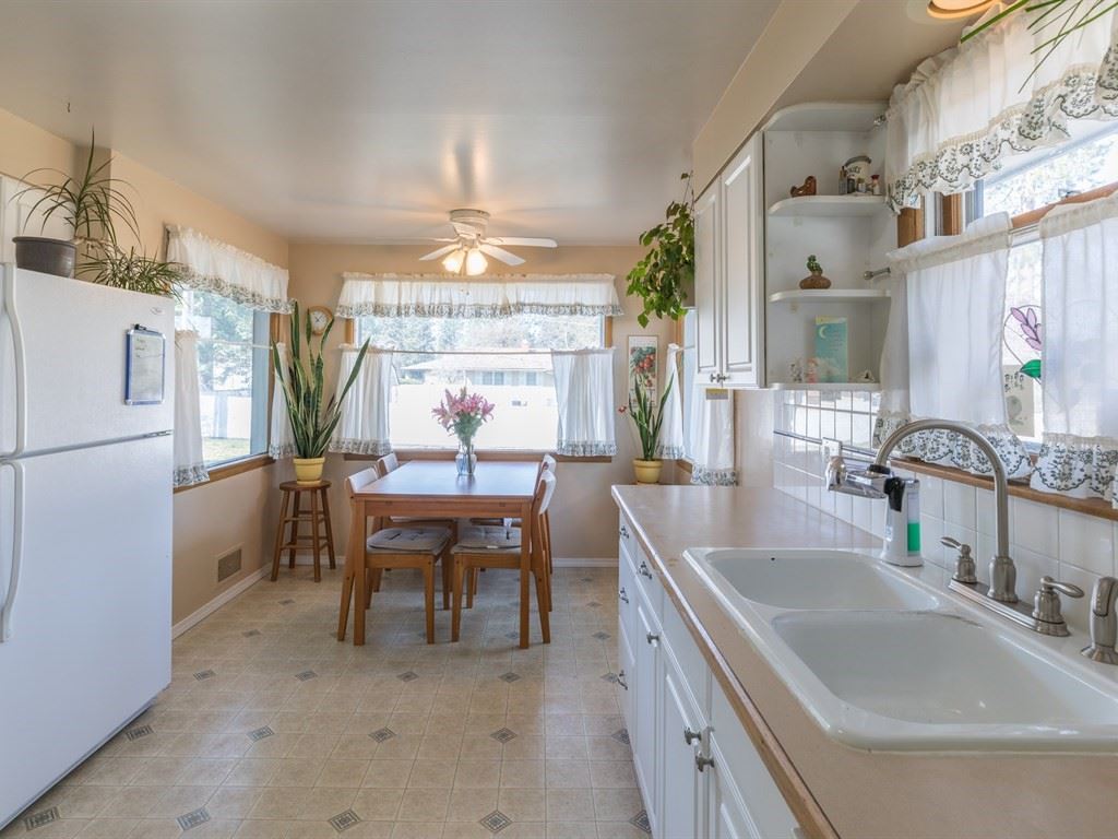 1614 South Virginia Road Spokane Valley, WA 99216 - Photo 9 of 20