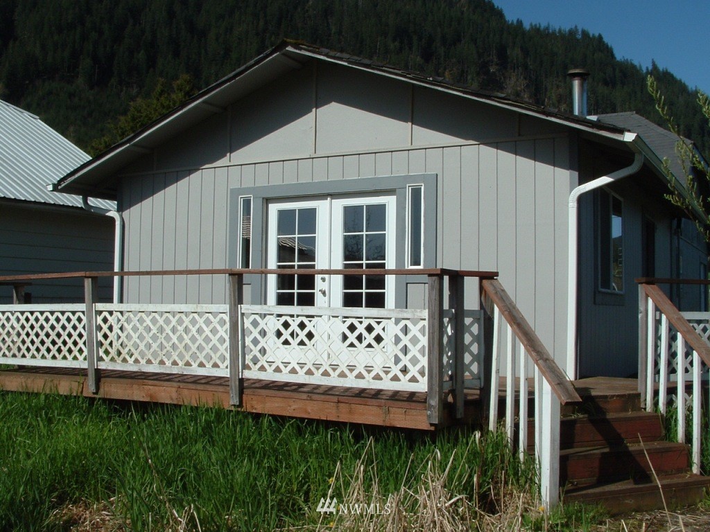 128 Temple Road Morton, WA 98356 - Photo 5 of 5 Gallery Image 5