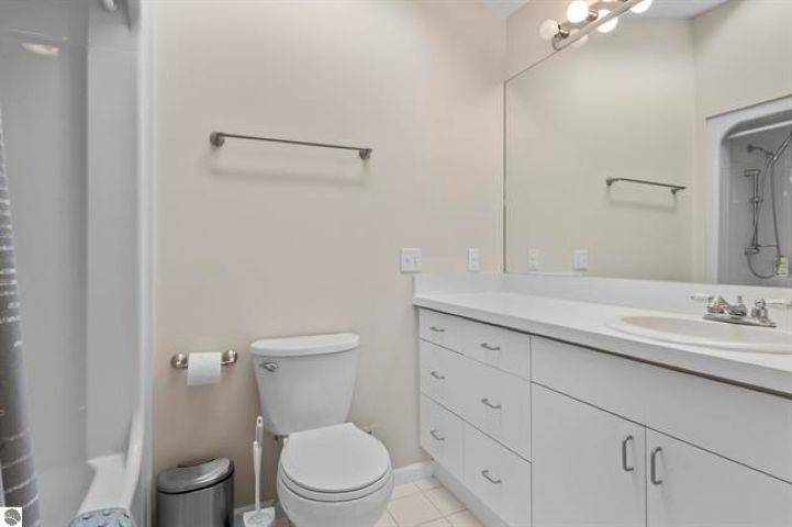 6281 Ridge Drive Benzonia, MI 49616 - Photo 15 of 31 1949676-44bd91a3-1512-4dc1-83c2-2cf11ba7d739.JPG