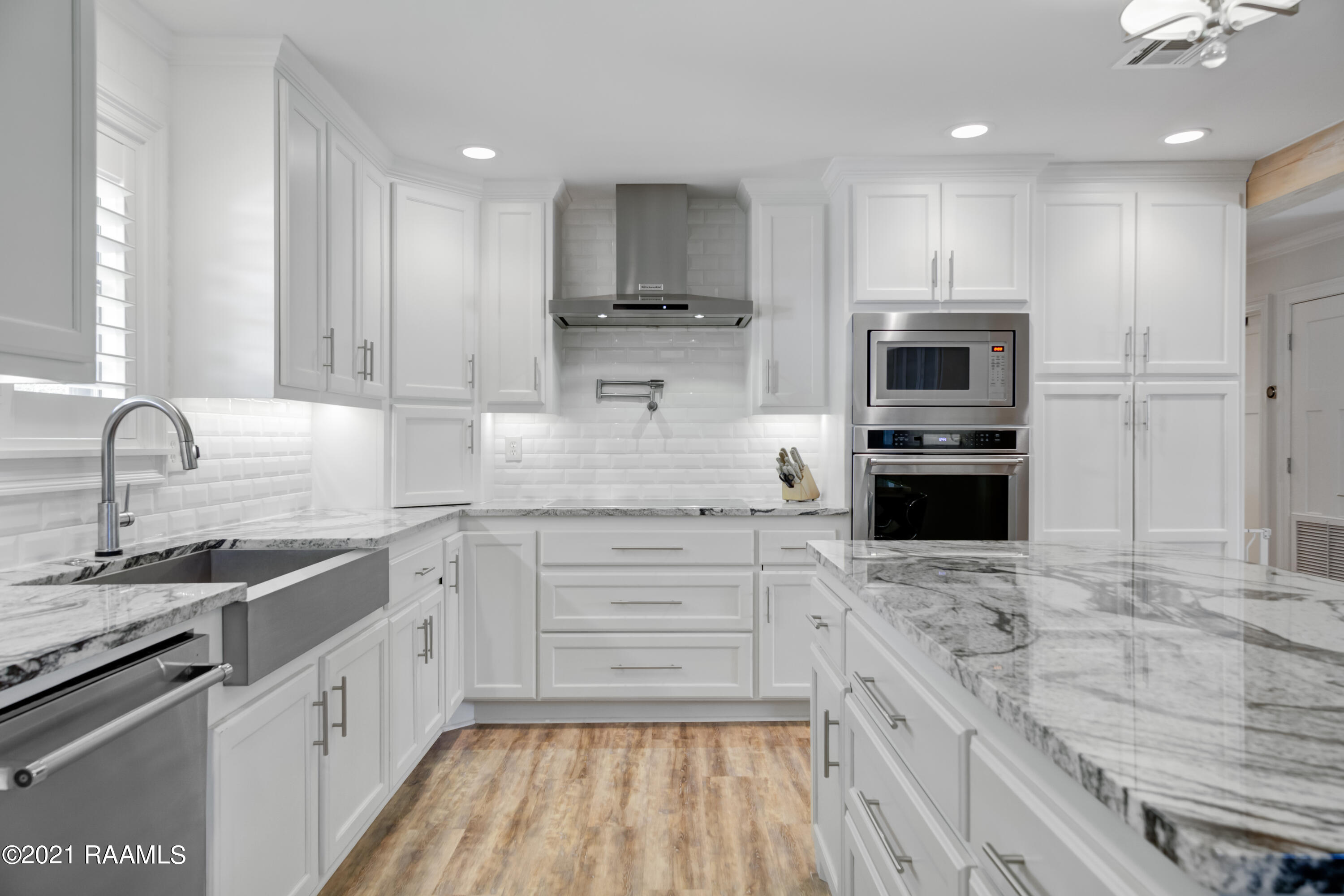 1057 Huval Road Breaux Bridge, LA 70517 - Photo 12 of 40 Gallery Image 12