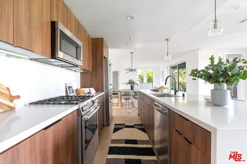$1,699,000 | 2267 Duane Street, Unit 3, Los Angeles, CA 90039