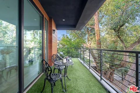 $1,699,000 | 2267 Duane Street, Unit 3, Los Angeles, CA 90039