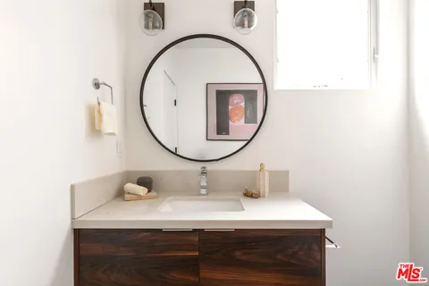 $1,699,000 | 2267 Duane Street, Unit 3, Los Angeles, CA 90039