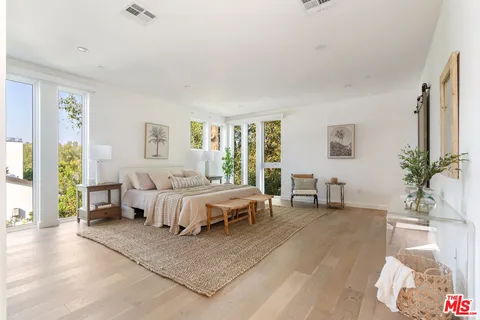 $1,699,000 | 2267 Duane Street, Unit 3, Los Angeles, CA 90039