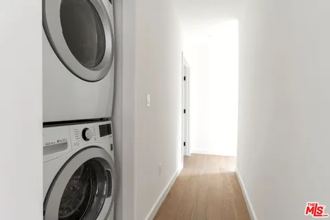 $1,699,000 | 2267 Duane Street, Unit 3, Los Angeles, CA 90039