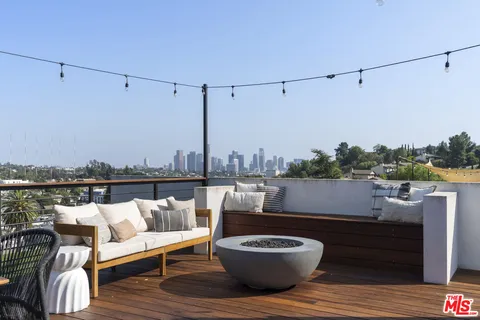 $1,699,000 | 2267 Duane Street, Unit 3, Los Angeles, CA 90039