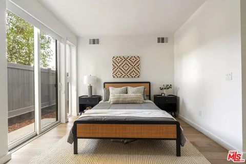 $1,699,000 | 2267 Duane Street, Unit 3, Los Angeles, CA 90039