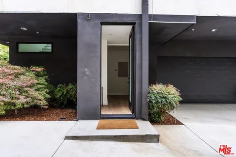 $1,699,000 | 2267 Duane Street, Unit 3, Los Angeles, CA 90039