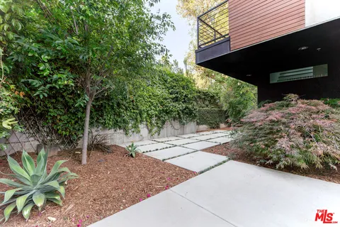 $1,699,000 | 2267 Duane Street, Unit 3, Los Angeles, CA 90039