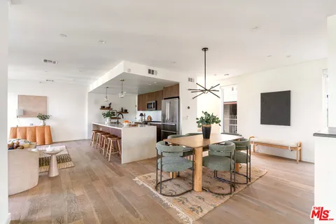 $1,699,000 | 2267 Duane Street, Unit 3, Los Angeles, CA 90039