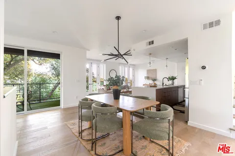 $1,699,000 | 2267 Duane Street, Unit 3, Los Angeles, CA 90039