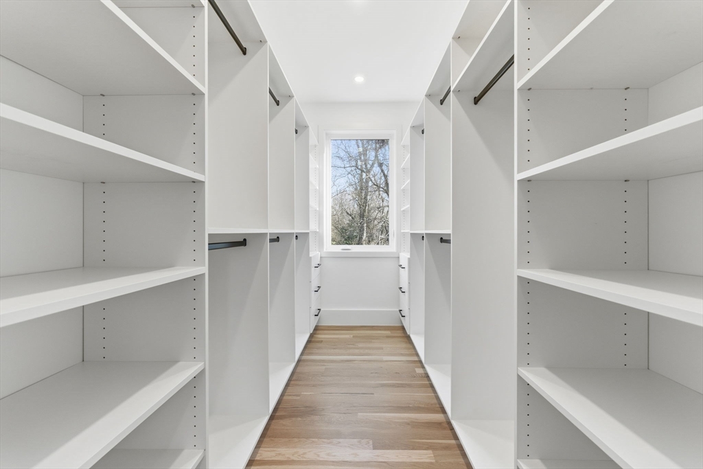 82 Louise Road, Unit 82 Chestnut Hill, MA 02467 - Photo 24 of 33