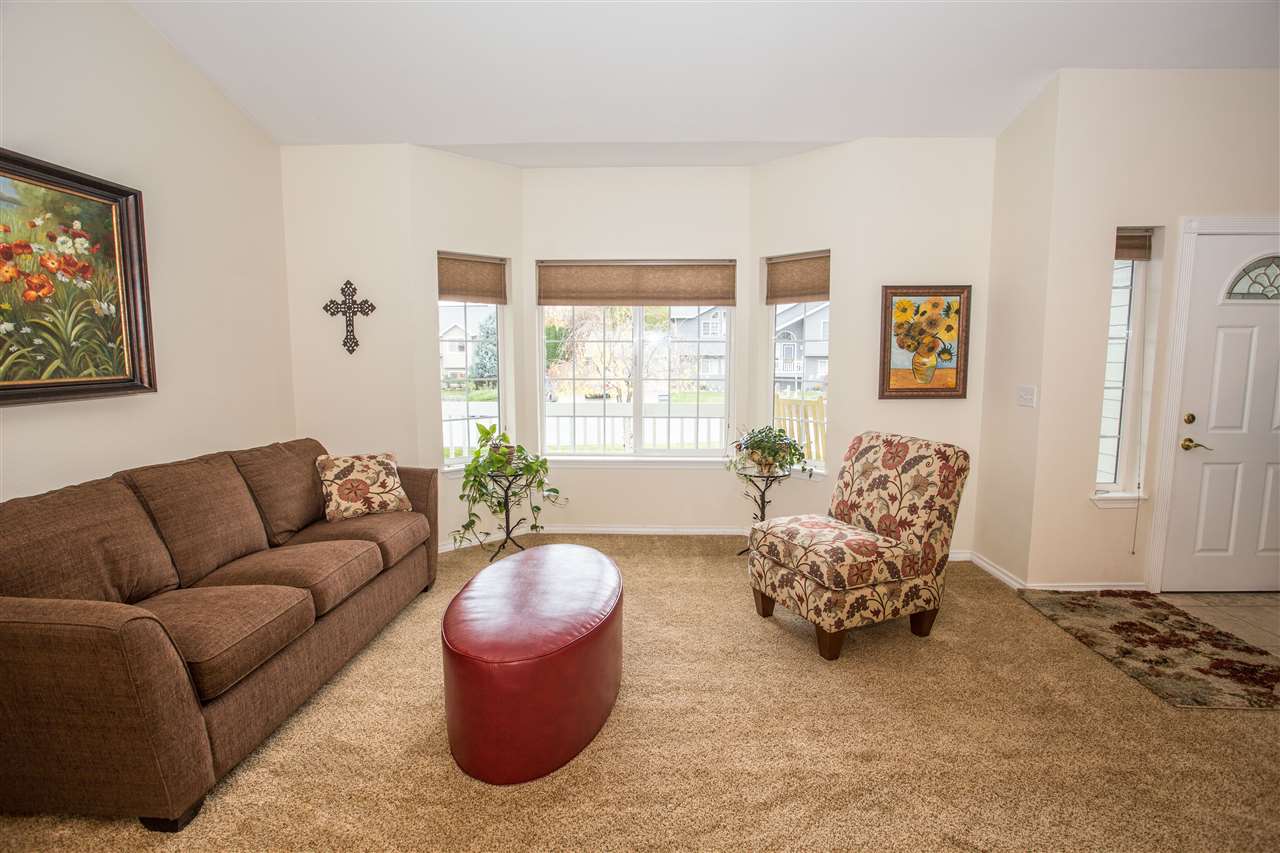 5014 North Larch Road Spokane, WA 99216 - Photo 3 of 20 Gallery Image 3