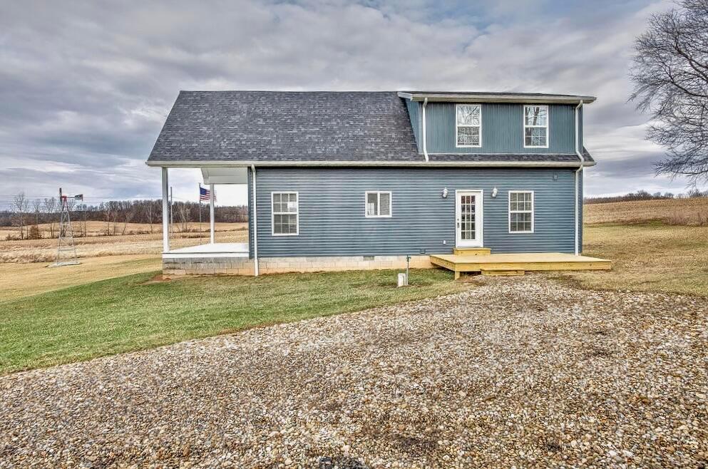 16067 Smith Road Fredericktown, OH 43019 - Photo 4 of 31 1-22