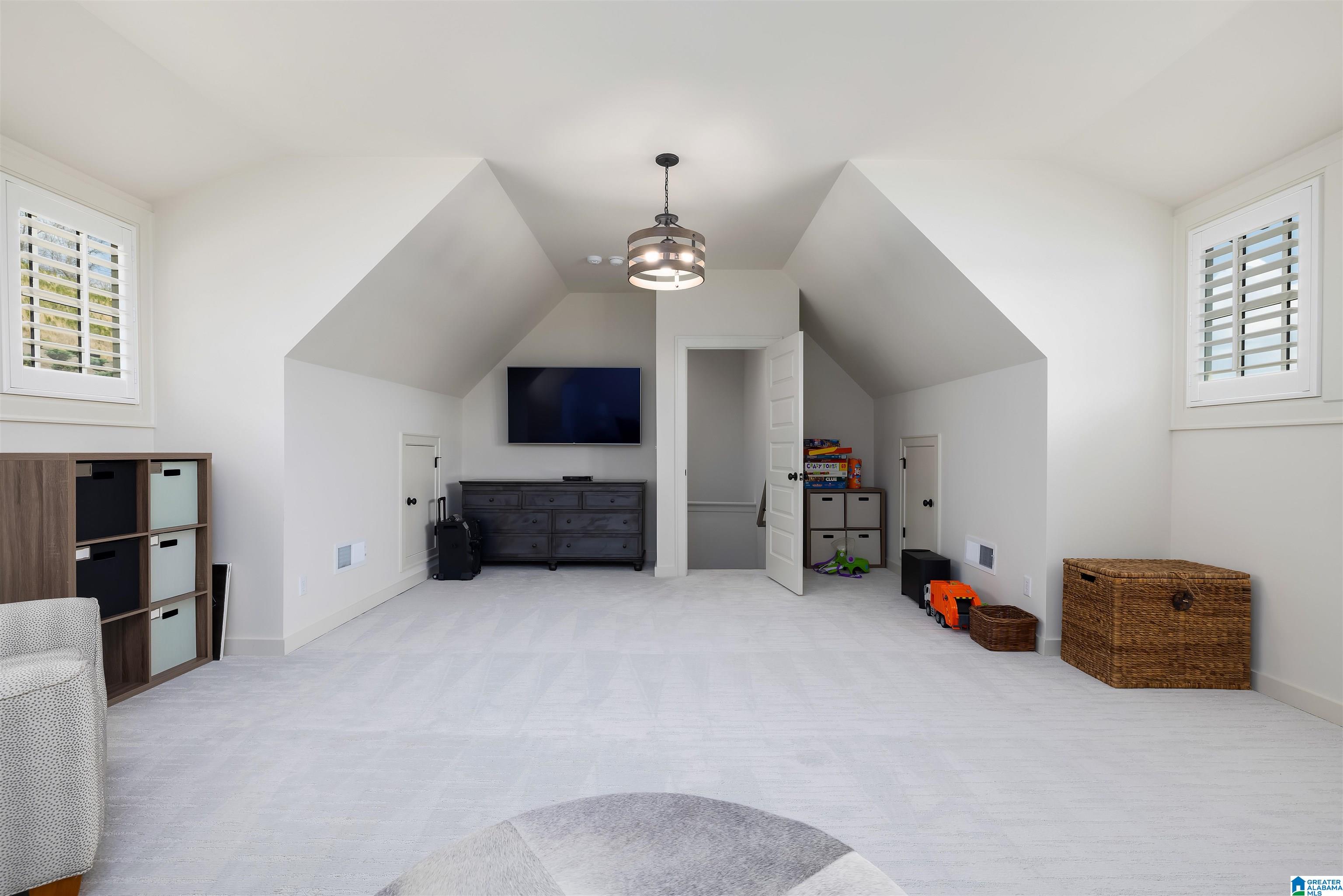 2108 Blackridge Road Birmingham, AL 35244 - Photo 44 of 73