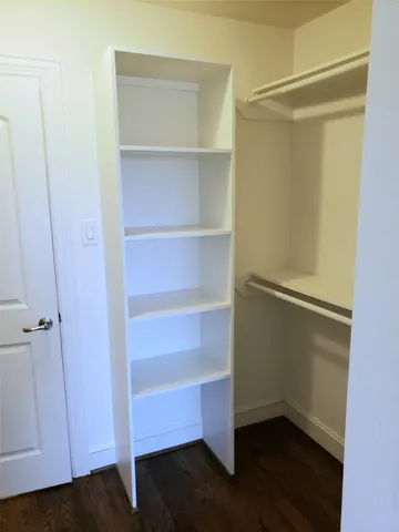 a view of utility room