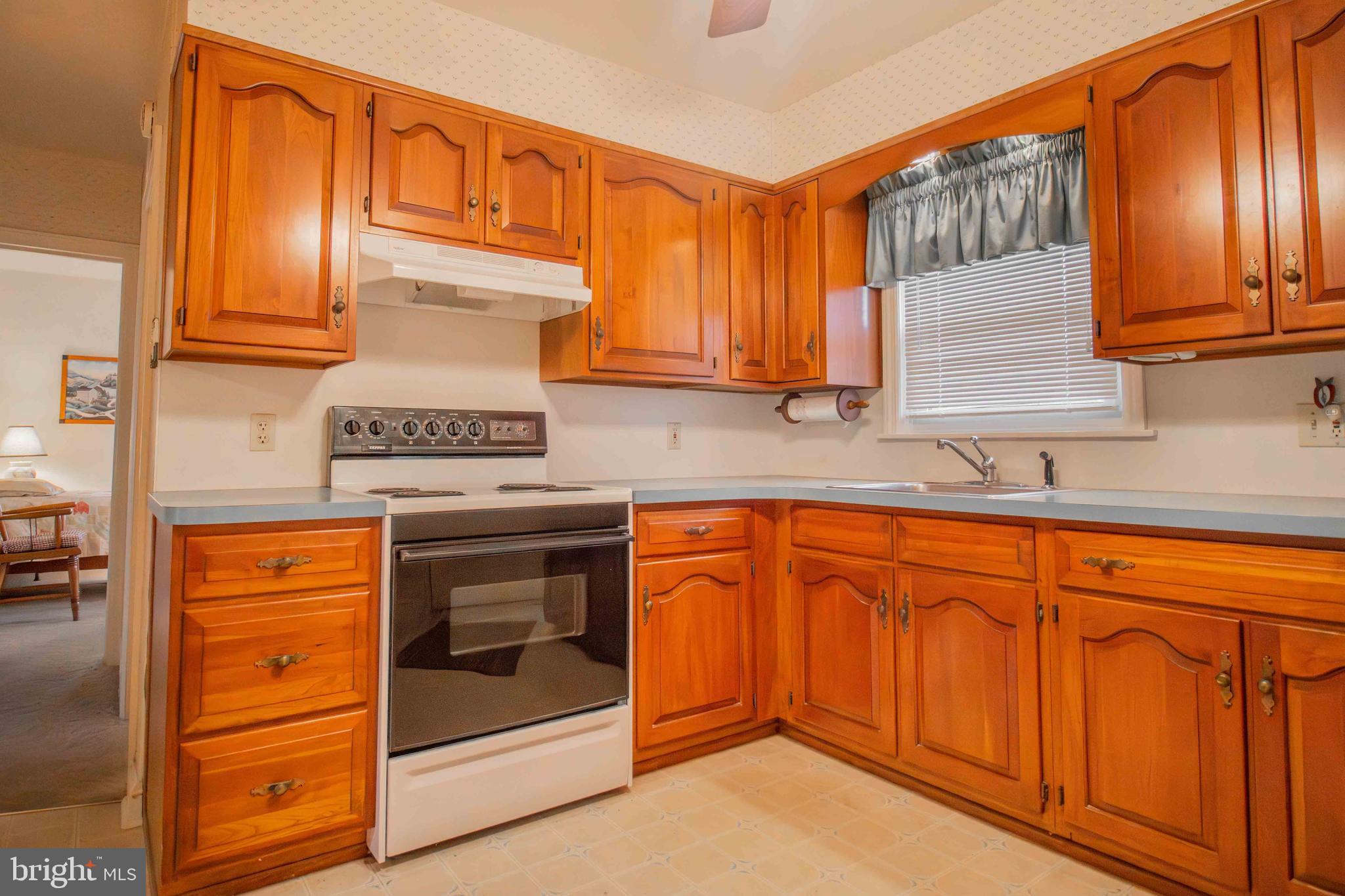 9 Ridgeway Drive York, PA 17404 - Photo 15 of 45 Gallery Image 15