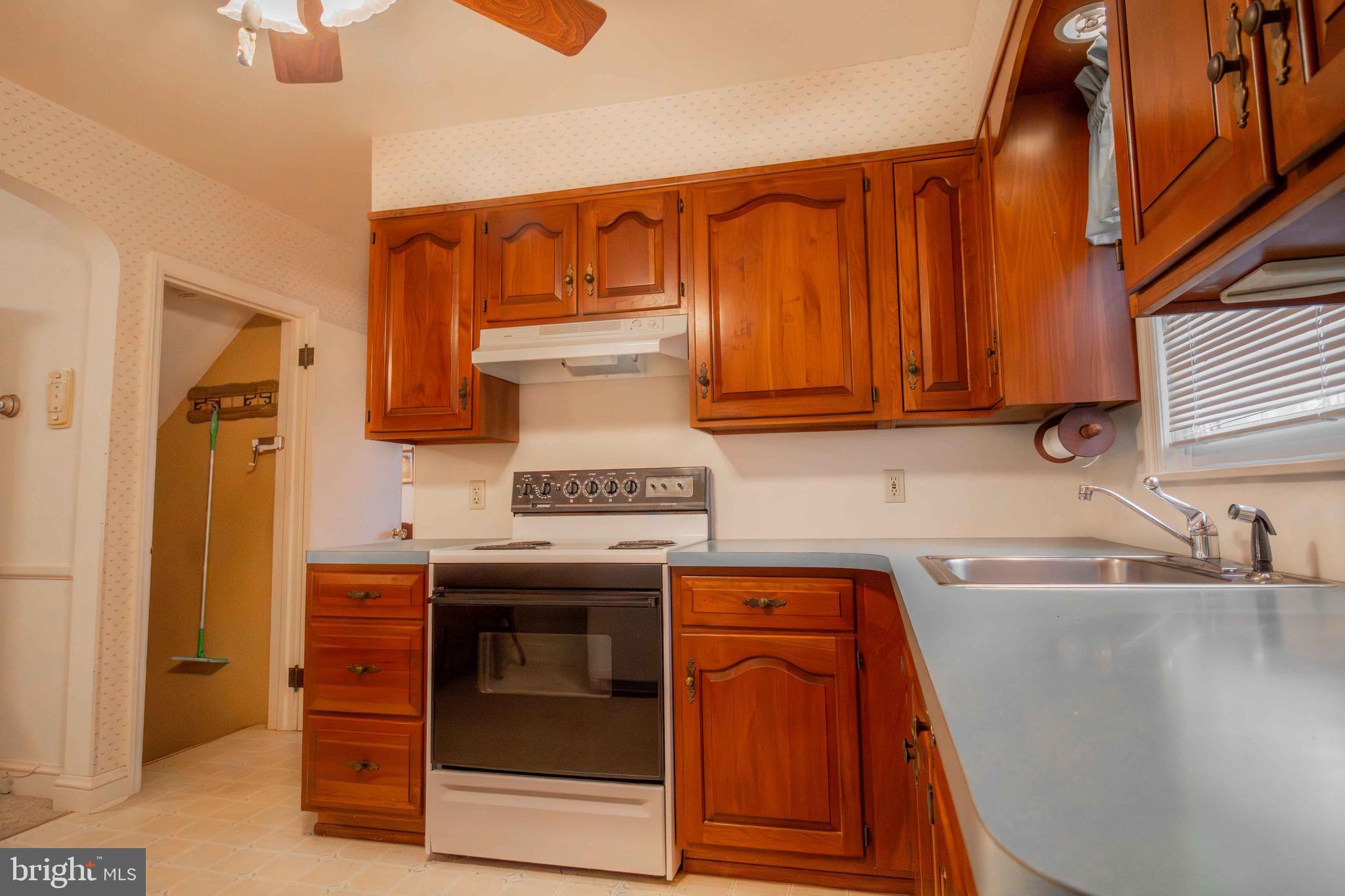 9 Ridgeway Drive York, PA 17404 - Photo 16 of 45 Gallery Image 16