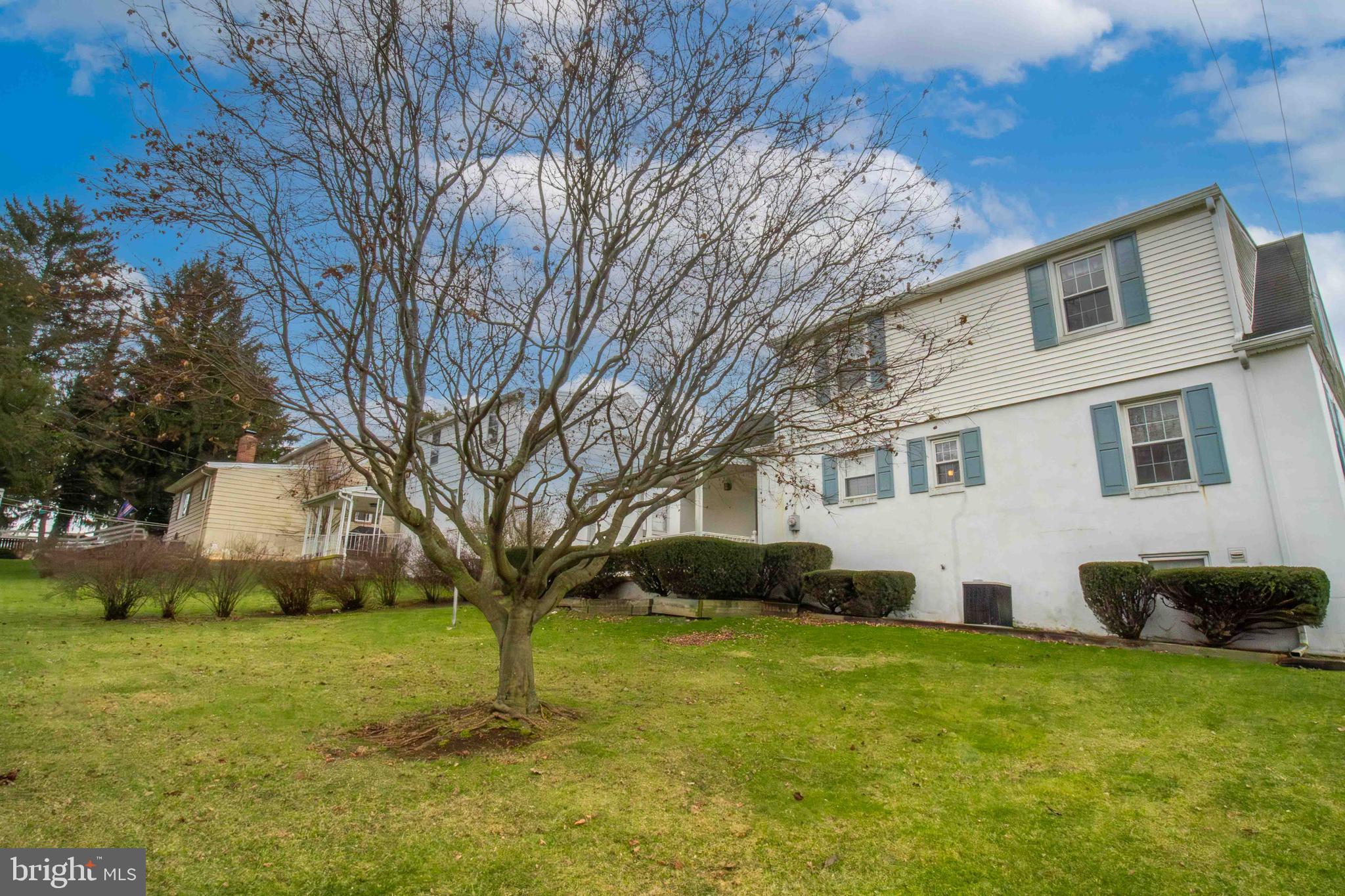 9 Ridgeway Drive York, PA 17404 - Photo 44 of 45 Gallery Image 44