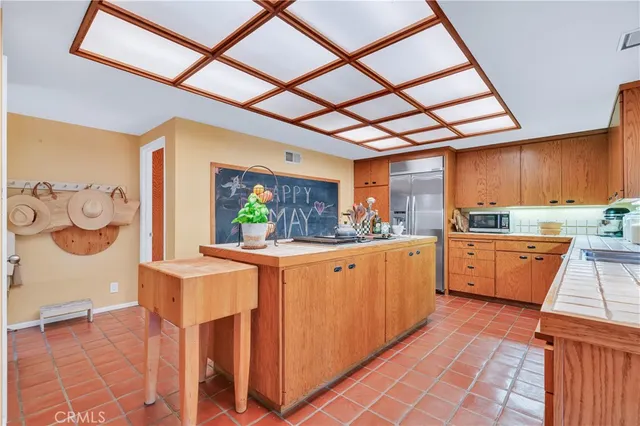 $3,675,000 | 9 Middleridge Lane North, Rolling Hills, CA 90274