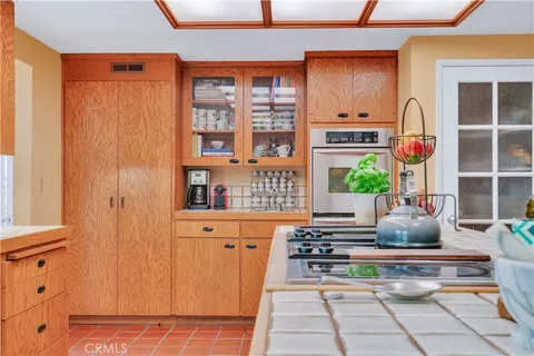 $3,675,000 | 9 Middleridge Lane North, Rolling Hills, CA 90274