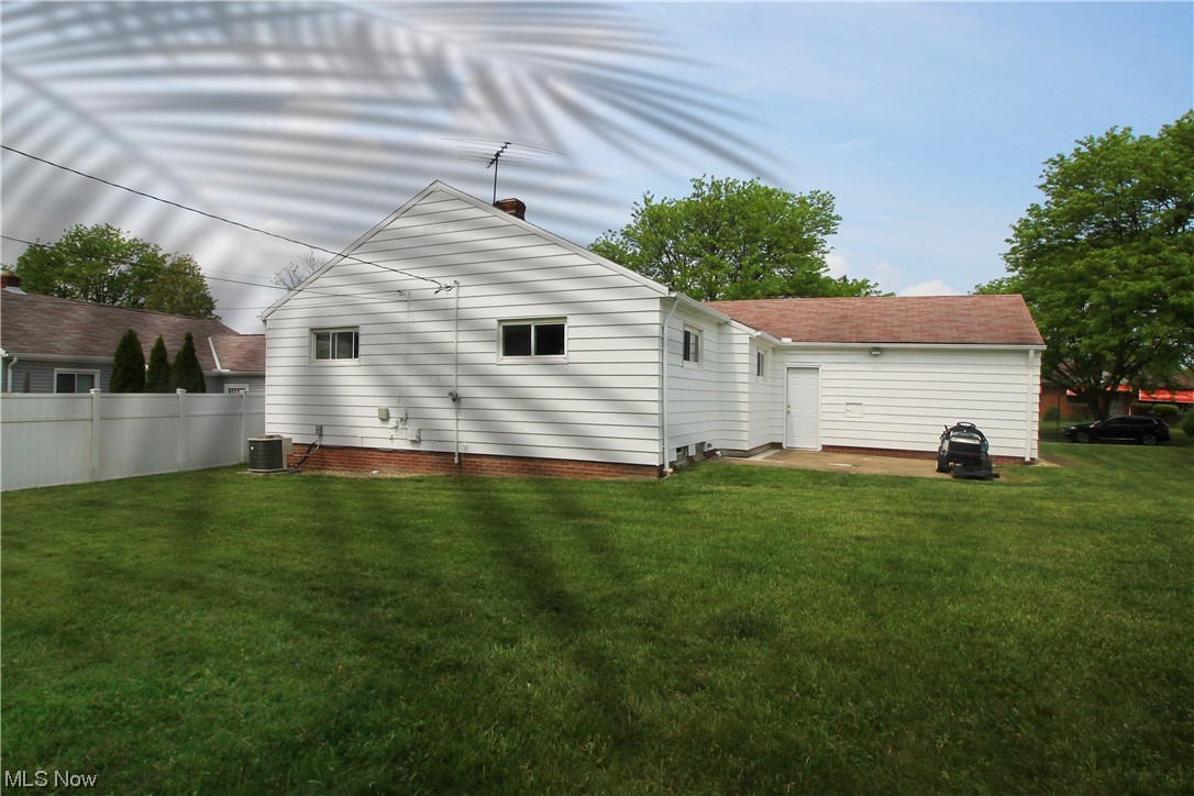 4541 Springvale Drive Warrensville Heights, OH 44128 - Photo 32 of 33