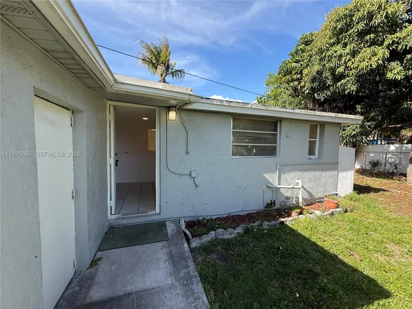 $1,550 | 1101 North 58th Avenue, Unit 14, Hollywood, FL 33021