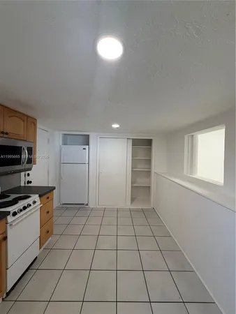 $1,550 | 1101 North 58th Avenue, Unit 14, Hollywood, FL 33021