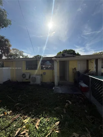 $1,550 | 1101 North 58th Avenue, Unit 14, Hollywood, FL 33021