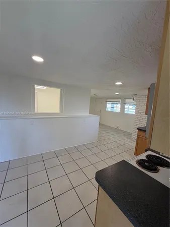 $1,550 | 1101 North 58th Avenue, Unit 14, Hollywood, FL 33021