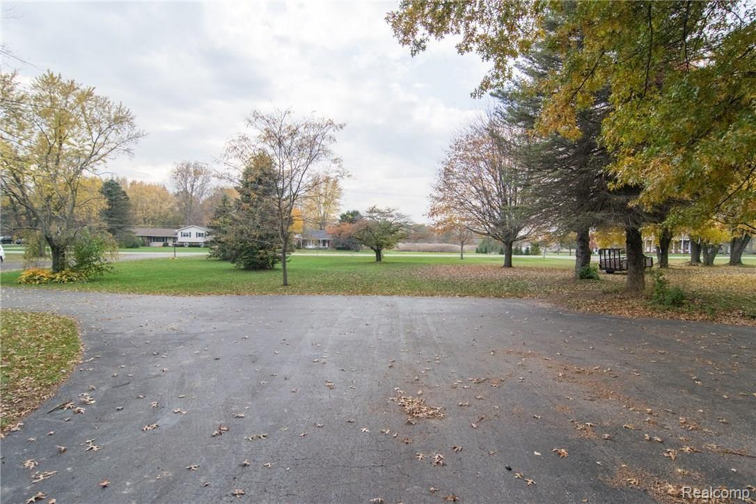 17733 Hannan Road New Boston, MI 48164 - Photo 44 of 56 DSC_0335.jpg