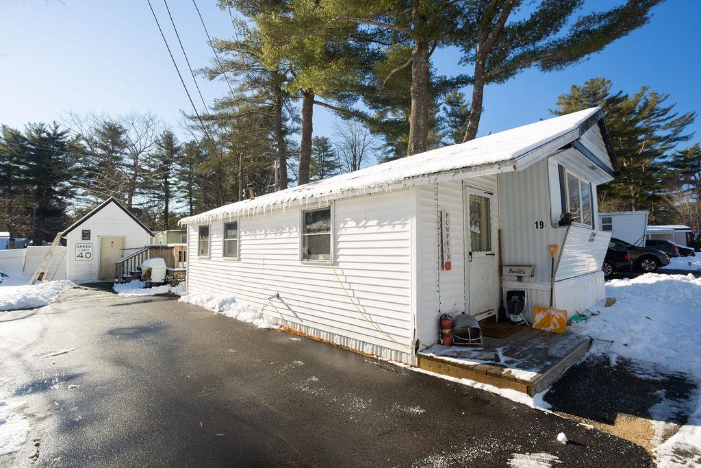 19 Periwinkle Drive Rochester, NH 03868 - Photo 14 of 23