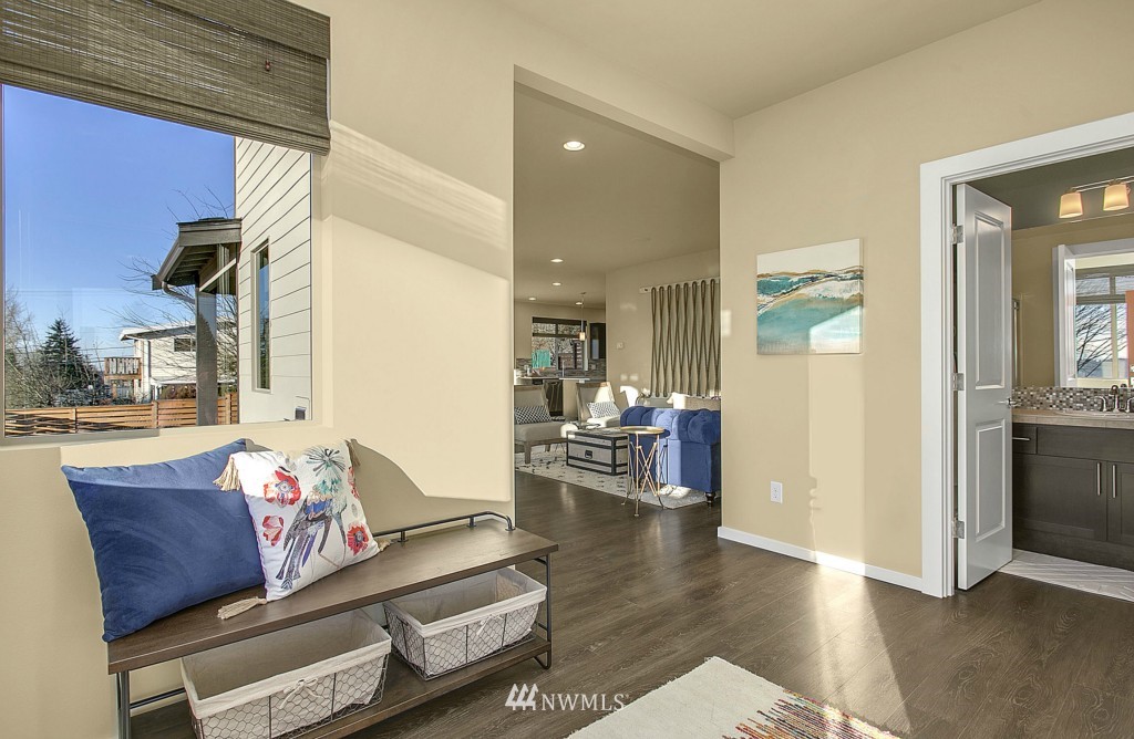 1417 South 28th Street Renton, WA 98055 - Photo 3 of 22 Gallery Image 3