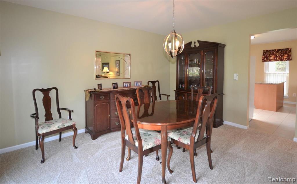 35444 Fredericksburg Road Farmington Hills, MI 48331 - Photo 9 of 52